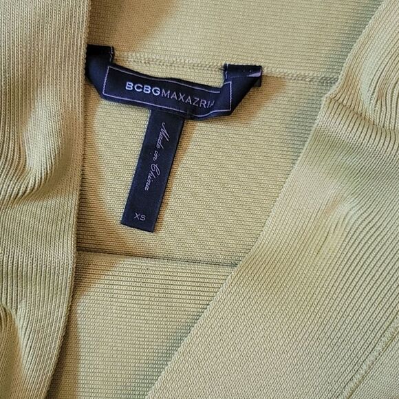 BCBGMAXAZIRA XS lime green bandage skirt💚💛 - Picture 5 of 7